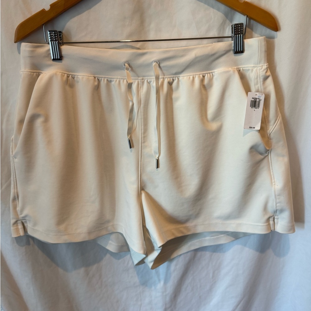 NWT Women’s White Athletic Shorts